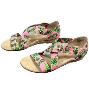 Jellypop Memory Foam Pineapple Print Sandals Size 9.5